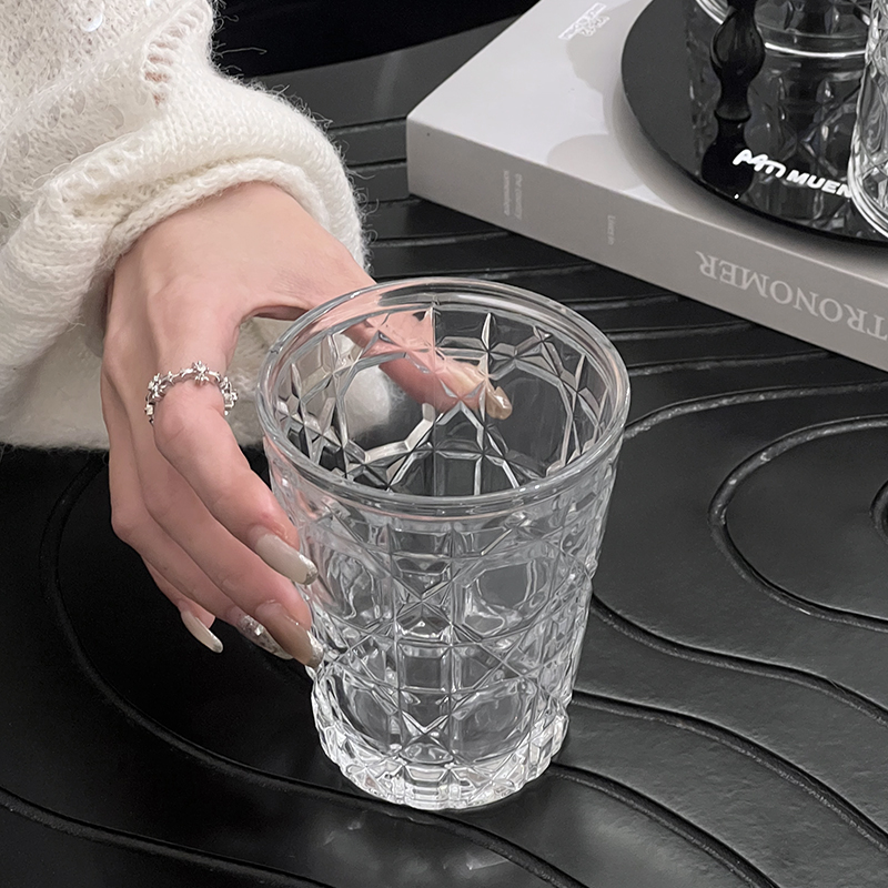 خمر الماس منقوشة ، زجاج النبيذ - مراجعة Old Fashioned Glass وسعره